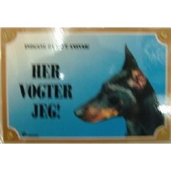 DOBERMAN HER VOGTER JEG SKILT